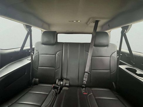 Used 2015 Chevrolet Suburban LTZ AWD/4WD image 13
