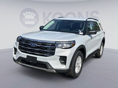 New 2026 Ford Explorer Active AWD/4WD image 5