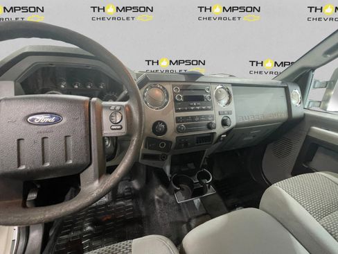 Used 2016 Ford F350 XLT w/ Snow Plow Prep Package image 10