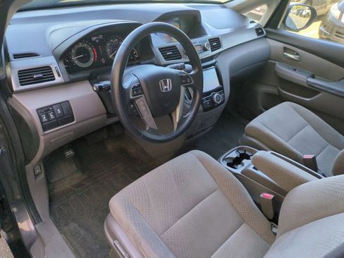 Used 2016 Honda Odyssey SE image 10