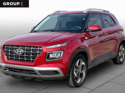 Used 2025 Hyundai Venue SEL