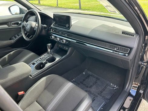 Used 2022 Honda Civic Sport image 38