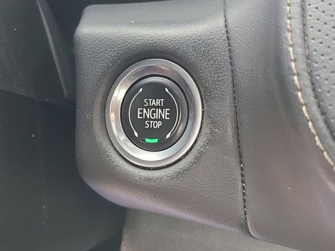 Used 2023 Chevrolet Tahoe Premier image 32