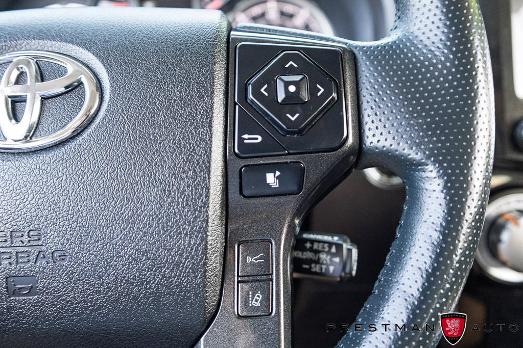 Used 2023 Toyota 4Runner TRD Off-Road Premium w/ Off Road Premium Plus Package AWD/4WD image 30