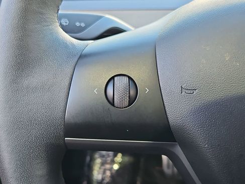 Used 2022 Tesla Model 3 Long Range image 21