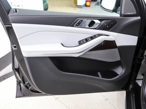 New 2026 BMW X5 xDrive40i image 9