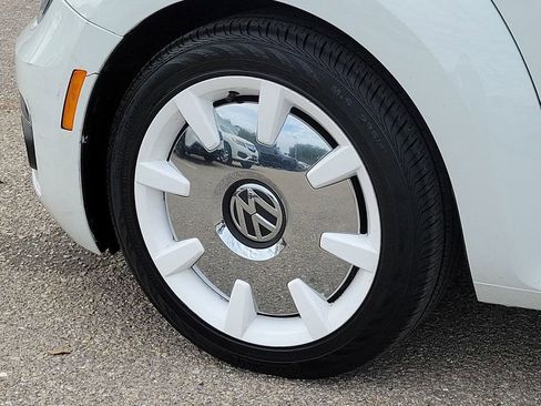 Used 2019 Volkswagen Beetle 2.0T Final Edition SEL image 17