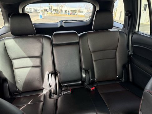 Used 2025 Honda Passport Black Edition image 45