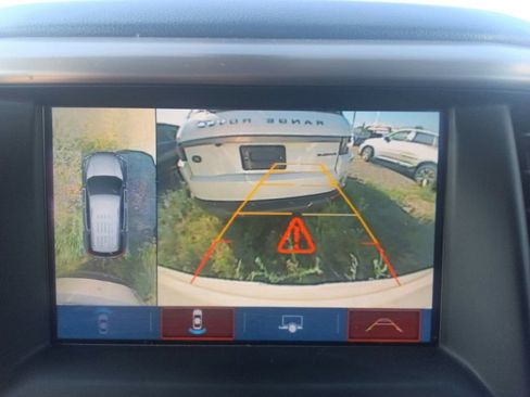 Used 2019 GMC Acadia Denali w/ Technology Package AWD/4WD image 25