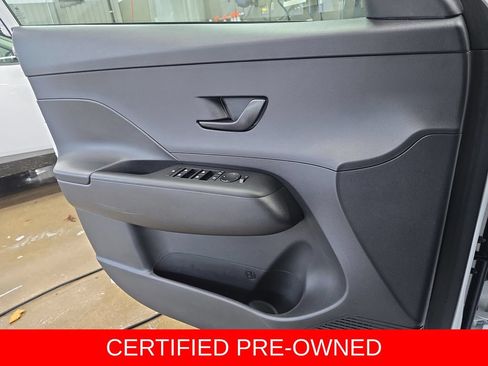 Used 2026 Hyundai Kona SE FWD image 27