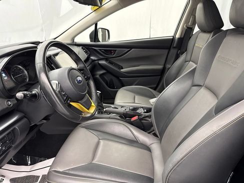 Used 2022 Subaru Crosstrek 2.5i Sport w/ Moonroof Package AWD/4WD image 19