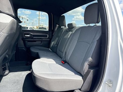 Used 2024 RAM 3500 Big Horn AWD/4WD image 22