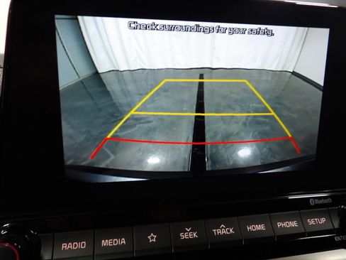 Used 2021 Kia Forte LXS FWD image 14