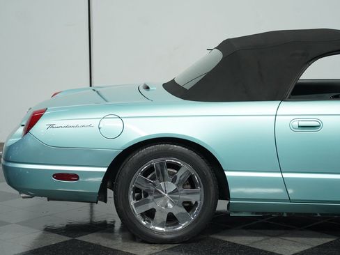 Used 2002 Ford Thunderbird image 26
