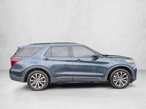 Used 2023 Ford Explorer ST-Line w/ Class IV Trailer Tow Package RWD image 5