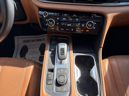 Used 2023 INFINITI QX60 Sensory w/ Cargo Package AWD/4WD image 19