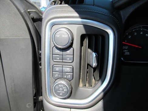 Used 2021 Chevrolet Silverado 1500 LTZ image 21