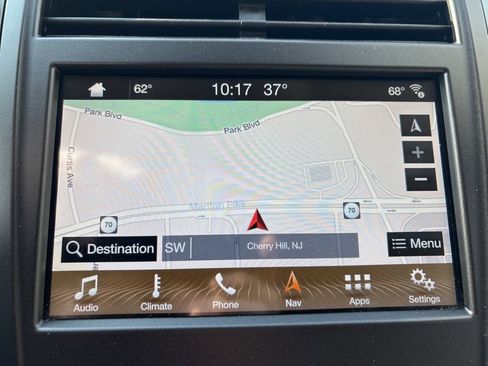 Used 2017 Lincoln MKC Select w/ Select Plus Package image 9