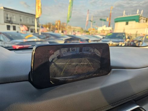 Used 2019 MAZDA CX-5 Touring image 24