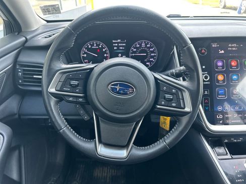 Used 2022 Subaru Outback Premium image 16