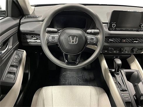 New 2025 Honda Accord SE image 16