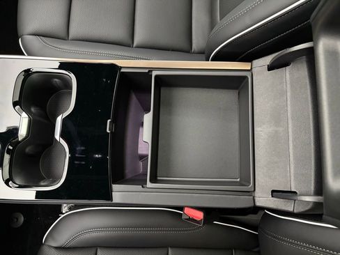 New 2026 Buick Enclave Avenir image 34