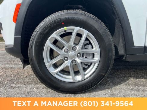 New 2026 Jeep Grand Cherokee L 4WD image 26