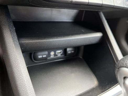 Used 2019 Kia Forte LXS FWD image 23