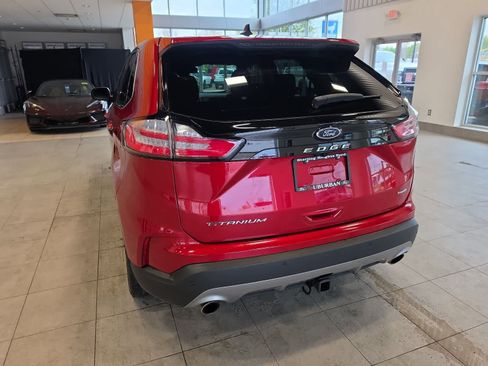 Used 2024 Ford Edge Titanium w/ Equipment Group 301A AWD/4WD image 10