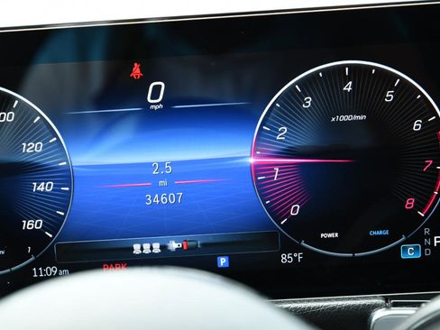 Used 2024 Mercedes-Benz GLB 250 image 13