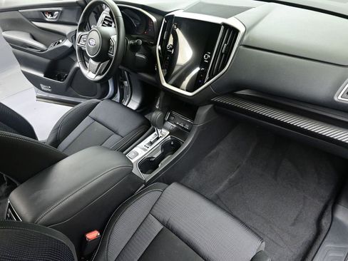 Used 2024 Subaru Ascent Premium w/ Convenience Package image 12