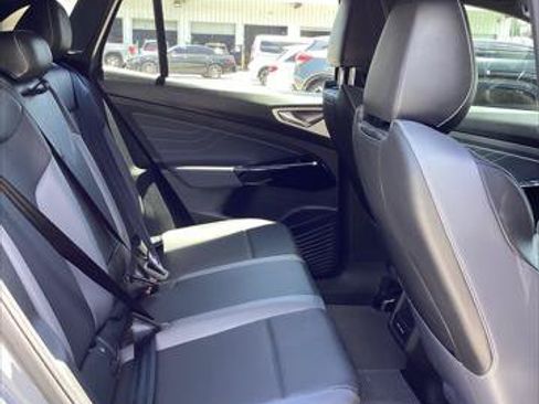 Used 2024 Volkswagen ID.4 S RWD image 19