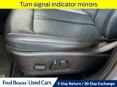 Used 2021 Kia Sorento S image 23