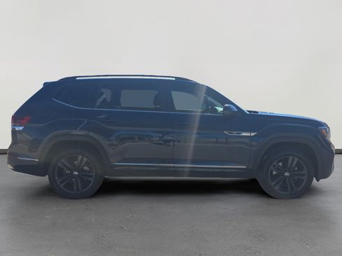 Used 2021 Volkswagen Atlas SE w/ Panoramic Sunroof Package image 6