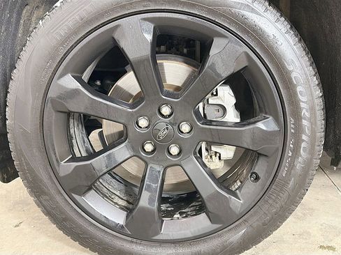 Used 2023 Ford Explorer ST-Line image 18