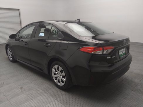 Used 2025 Toyota Corolla LE FWD image 5