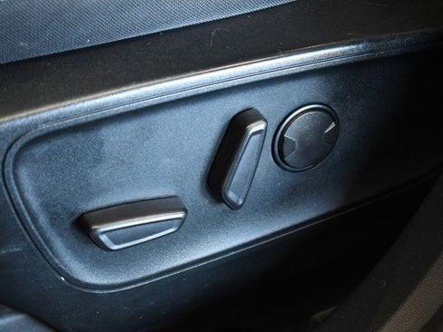 Used 2020 Ford Escape SE AWD/4WD image 21
