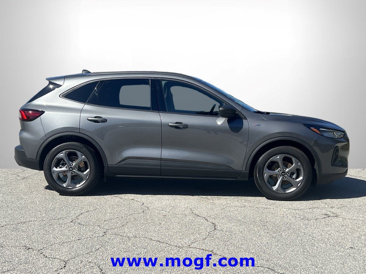 Used 2025 Ford Escape ST-Line FWD image 25