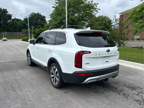 Used 2020 Kia Telluride S AWD/4WD image 3