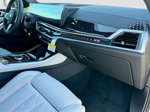 New 2026 BMW X5 sDrive40i w/ M Sport Package image 24