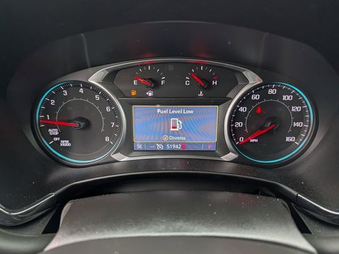 Used 2022 Chevrolet Equinox RS w/ RS Leather Package image 21