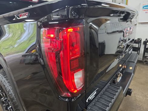 New 2026 GMC Sierra 1500 Elevation AWD/4WD image 32