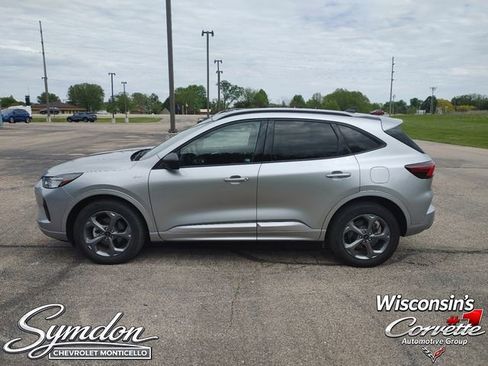Used 2024 Ford Escape ST-Line w/ Tech Pack #1 AWD/4WD image 4