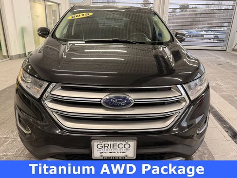 Used 2015 Ford Edge Titanium image 2