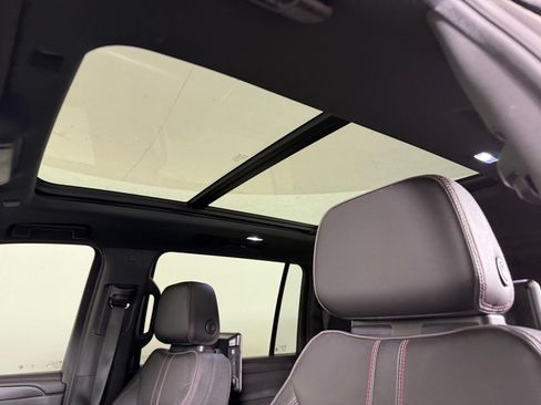 Used 2024 Chevrolet Suburban RST w/ Sport Performance Package AWD/4WD image 23