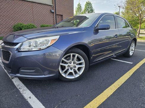 Used 2015 Chevrolet Malibu LT w/ Power Convenience Package image 1