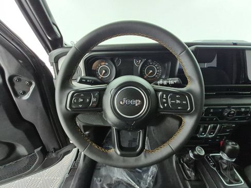 Used 2024 Jeep Wrangler Sport AWD/4WD image 29