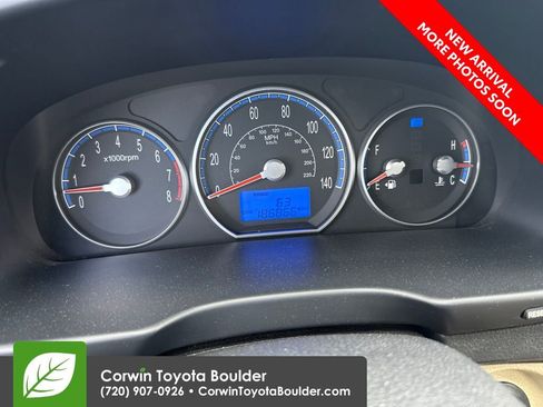 Used 2009 Hyundai Santa Fe Limited w/ Navigation Pkg 5 FWD image 11