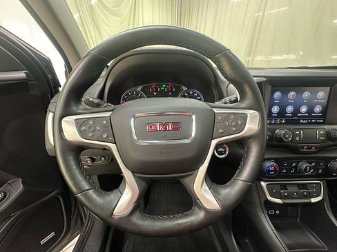 Used 2023 GMC Terrain SLT w/ Infotainment Package II AWD/4WD image 29