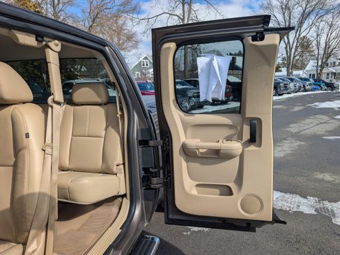 Used 2012 Chevrolet Silverado 1500 LTZ image 33